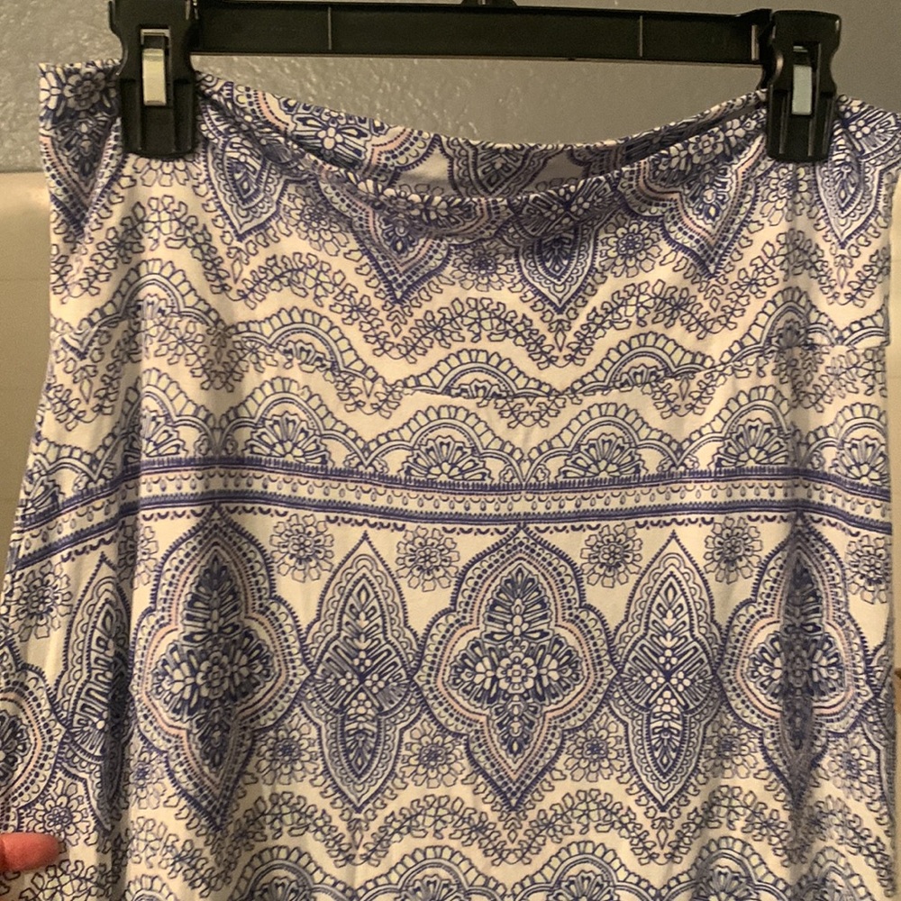Skirt - Picture 2 of 4